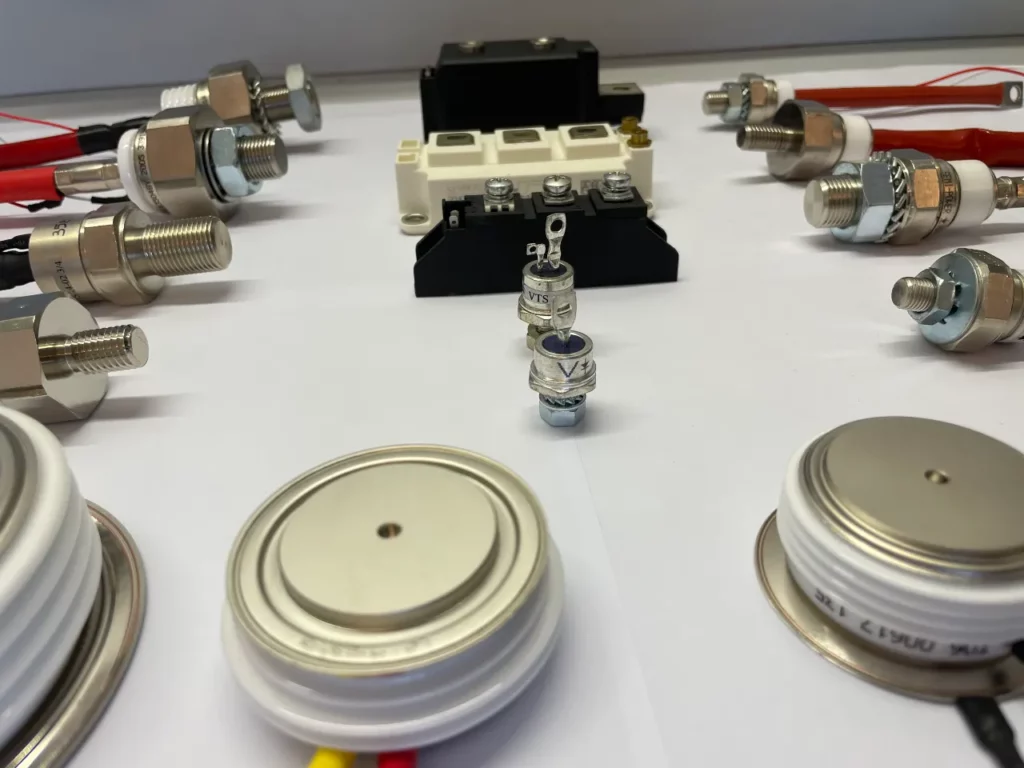 gammes thyristors electro ohms
